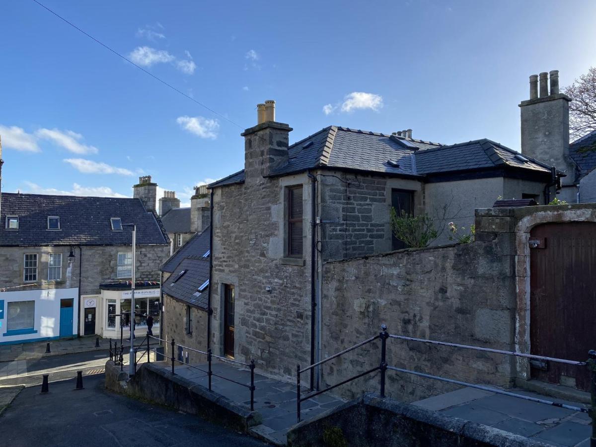 Centre Lodge Lerwick Bagian luar foto
