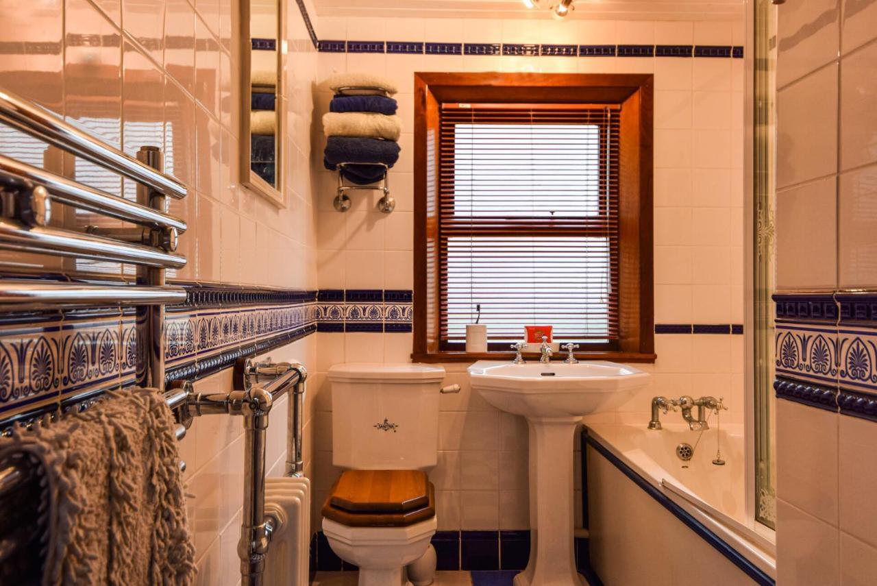 Centre Lodge Lerwick Bagian luar foto